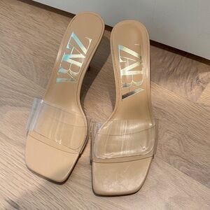 Zara Women's Beige Heeled Sandals